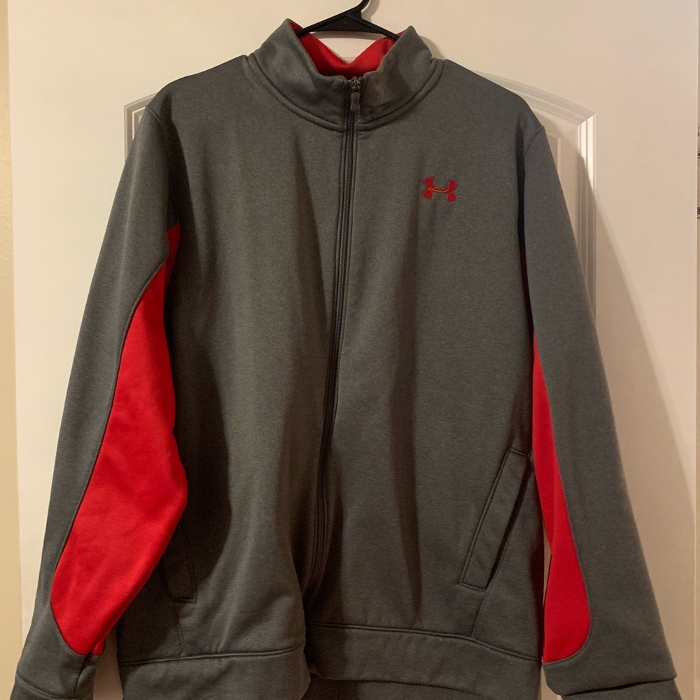 Men’s under armor pull over 1/2 zip